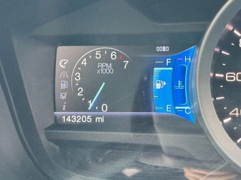 Used 2013 Ford Explorer XLT image 29