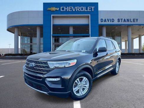 Used 2022 Ford Explorer XLT w/ Equipment Group 202A RWD image 1