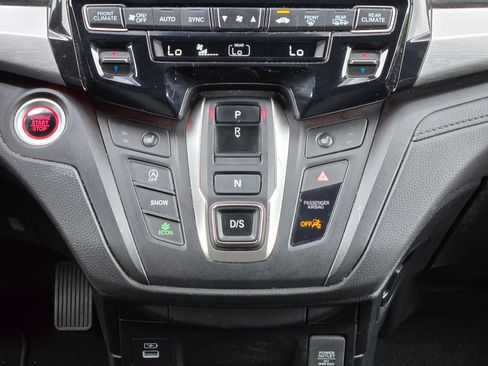 Used 2024 Honda Odyssey Sport image 17