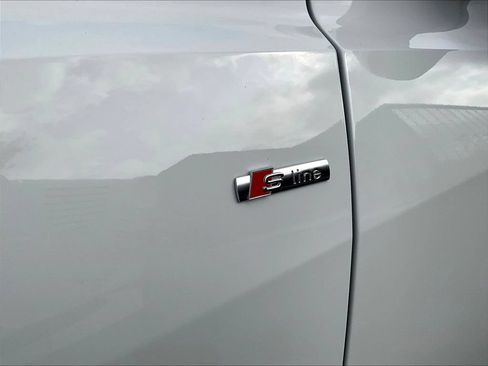 New 2026 Audi Q8 Prestige AWD/4WD image 9