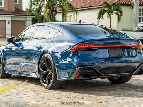 Used 2024 Audi RS 7 Performance AWD/4WD image 4