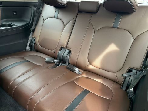 Used 2023 Honda Pilot Elite image 18