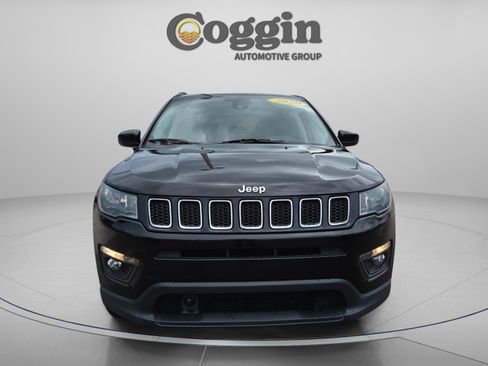 Used 2020 Jeep Compass Latitude FWD image 8