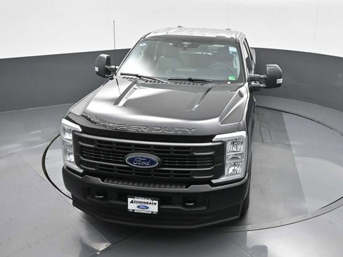 New 2025 Ford F250 XL w/ FX4 Off-Road Package image 11
