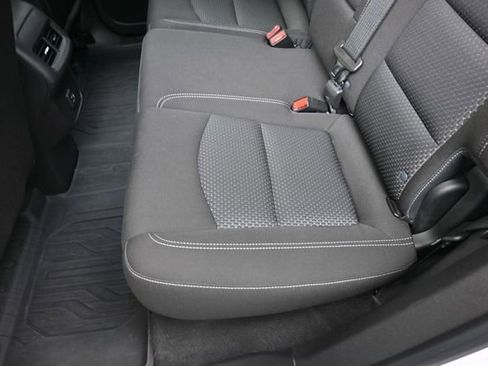 Used 2023 GMC Terrain SLE w/ Driver Convenience Package FWD image 21