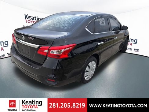 Used 2019 Nissan Sentra S image 7