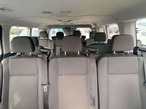 Used 2023 Ford Transit 350 XLT image 23