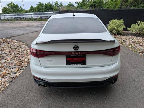 Certified 2026 Volkswagen Jetta GLI Autobahn FWD image 4