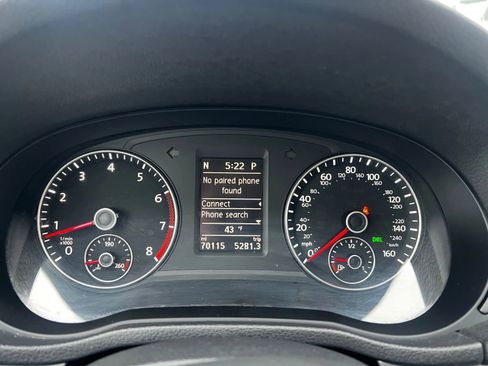 Used 2013 Volkswagen Passat 2.5 SE image 16