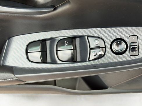 Used 2024 Nissan Sentra S FWD image 15