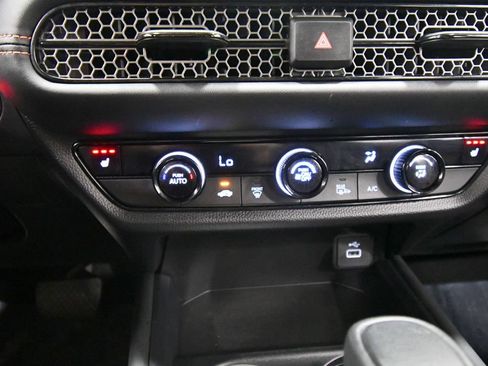 Certified 2024 Honda HR-V Sport image 24