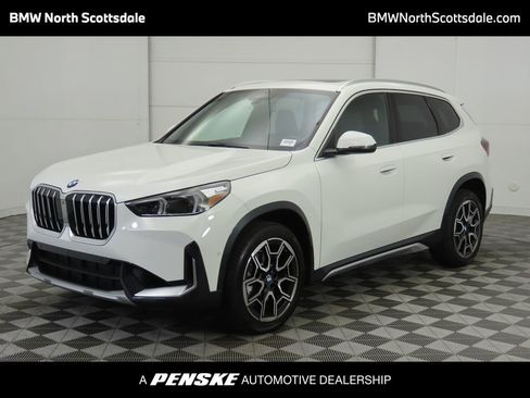 Used 2025 BMW X1 xDrive28i w/ Convenience Package image 1