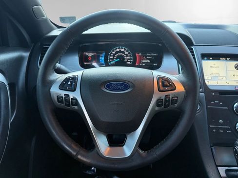 Used 2018 Ford Taurus SEL w/ Equipment Group 201A image 16