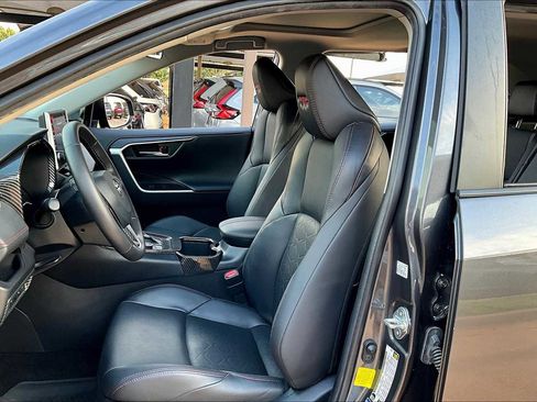 Used 2022 Toyota RAV4 TRD Off-Road image 13