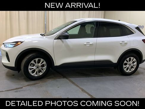 Used 2023 Ford Escape Active AWD/4WD image 6