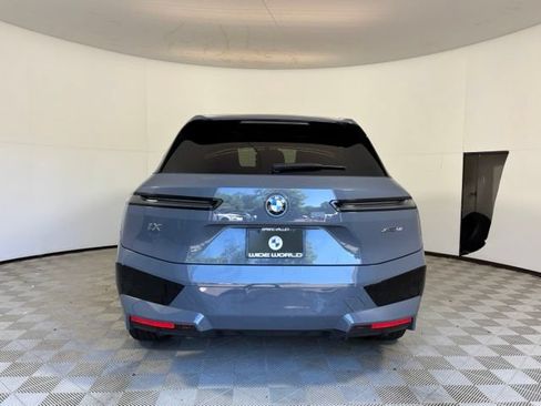 Used 2025 BMW iX xDrive50 AWD/4WD image 6
