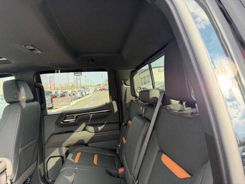 New 2026 GMC Sierra 1500 AT4 w/ Technology Package image 11