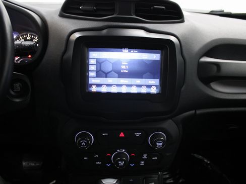 Used 2019 Jeep Renegade Trailhawk image 39