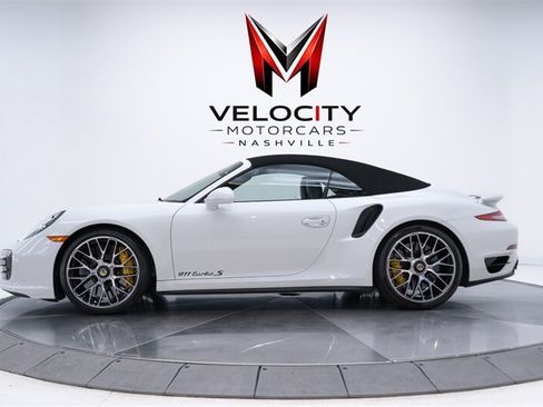 Used 2015 Porsche 911 Turbo S AWD/4WD image 9