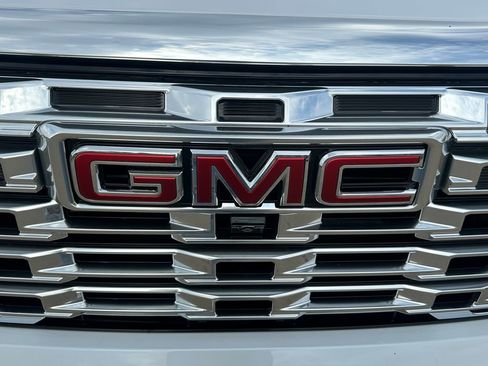 New 2026 GMC Terrain Denali image 10