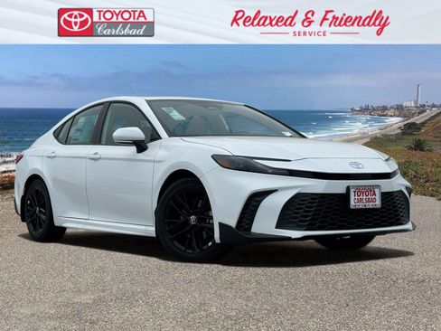 New 2026 Toyota Camry SE FWD image 1