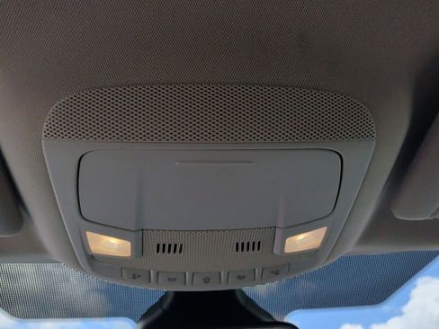 Used 2022 Ford Edge SE w/ Black Appearance Package image 23