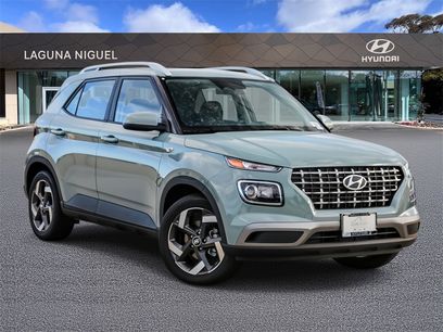 New 2025 Hyundai Venue SEL