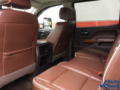 Used 2016 Chevrolet Silverado 3500 High Country w/ Duramax Plus Package image 34