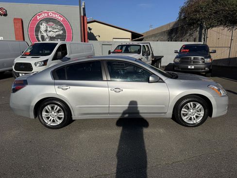 Used 2012 Nissan Altima 2.5 S w/ Convenience Pkg image 4