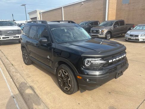 Used 2024 Ford Bronco Sport Outer Banks w/ Tech Package AWD/4WD image 4