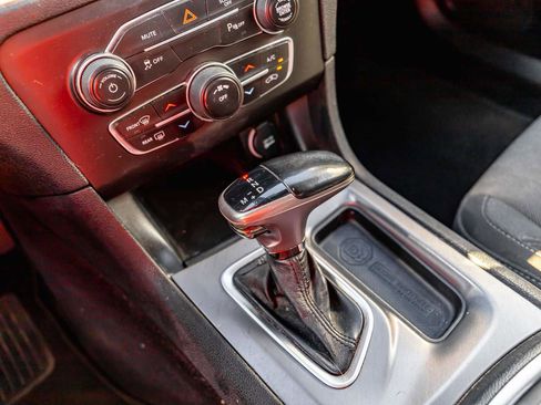 Used 2020 Dodge Charger SXT image 16