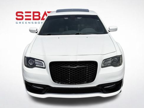 Used 2019 Chrysler 300 S w/ S Model Appearance Package RWD image 5