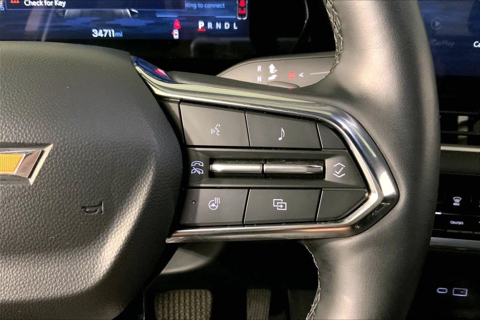 Used 2025 Chevrolet Equinox LT FWD image 19