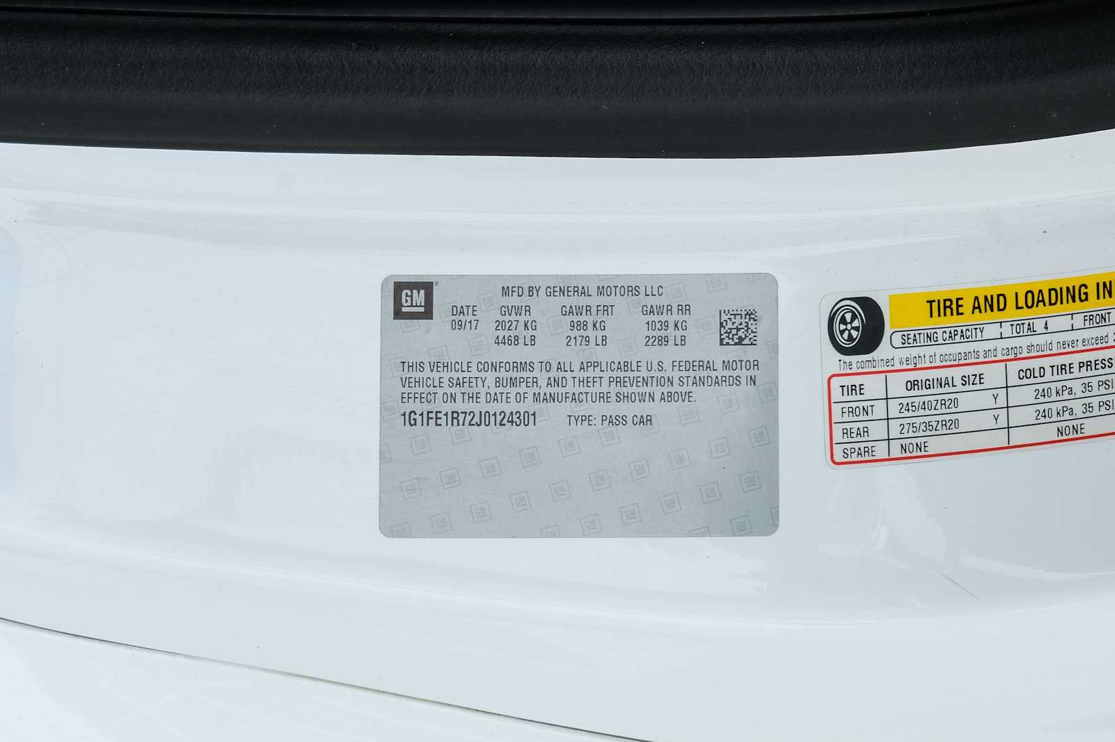 Used 2018 Chevrolet Camaro SS RWD image 49