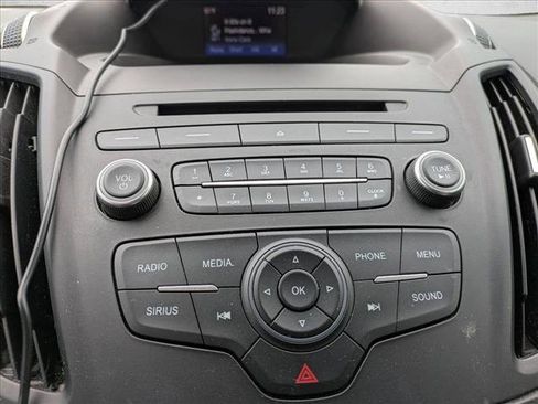 Used 2017 Ford Escape SE w/ SE Sport Appearance Package FWD image 12