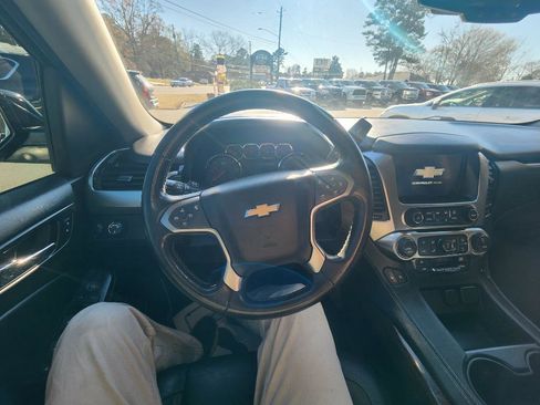 Used 2019 Chevrolet Tahoe LT image 17