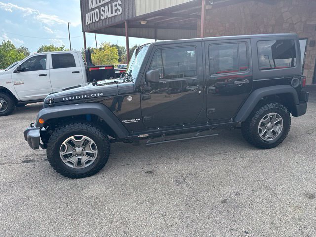 Used 2015 Jeep Wrangler Unlimited Rubicon w/ Connectivity Group AWD/4WD image 1