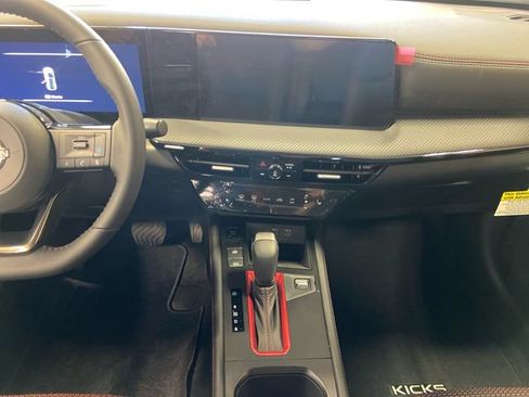 New 2026 Nissan Kicks SR w/ Cold Weather Package AWD/4WD image 12