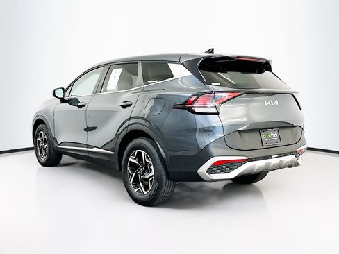 Used 2025 Kia Sportage LX image 5