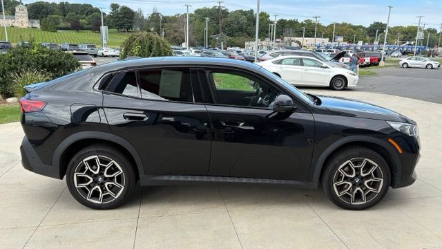 Used 2026 BMW X2 xDrive28i AWD/4WD image 8