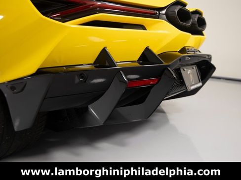 Used 2024 Lamborghini Revuelto image 54
