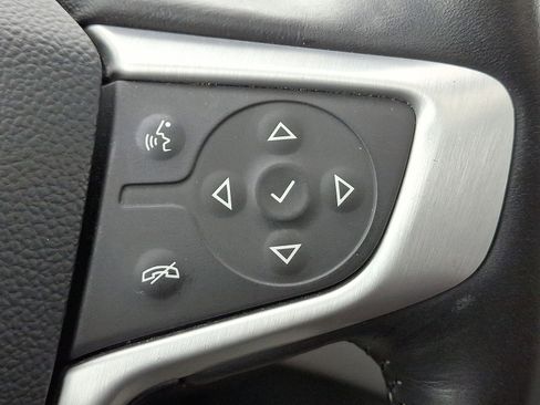 Certified 2022 GMC Terrain SLT w/ Tech Package image 18