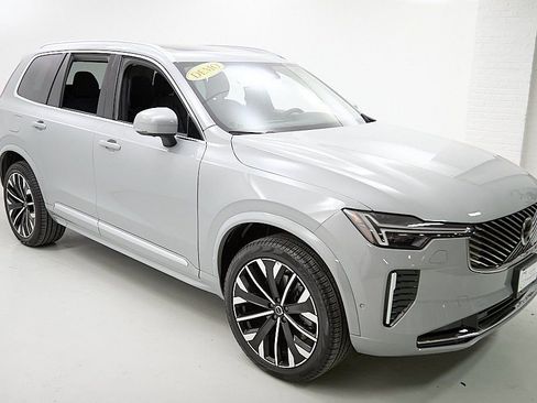 New 2026 Volvo XC90 B6 Plus w/ Protection Package Premier image 4