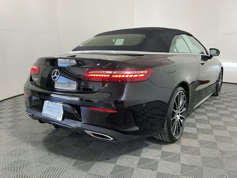 Used 2023 Mercedes-Benz E 450 Cabriolet image 5