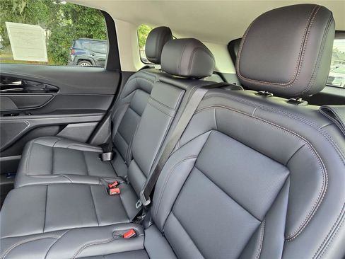 New 2026 Lincoln Nautilus Premier image 11