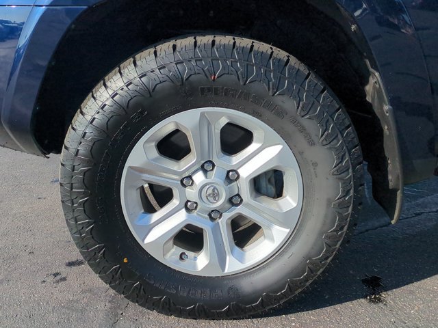Used 2022 Toyota 4Runner SR5 w/ Wilderness Package (TMS) AWD/4WD image 13
