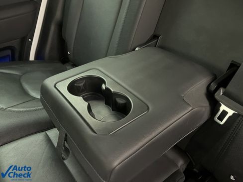 Used 2023 Land Rover Defender 110 X-Dynamic SE image 27