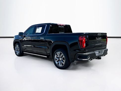 Used 2023 GMC Sierra 1500 Denali w/ Denali Reserve Package AWD/4WD image 8