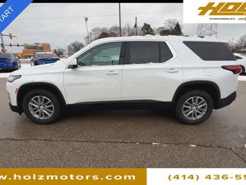Used 2023 Chevrolet Traverse LT image 5