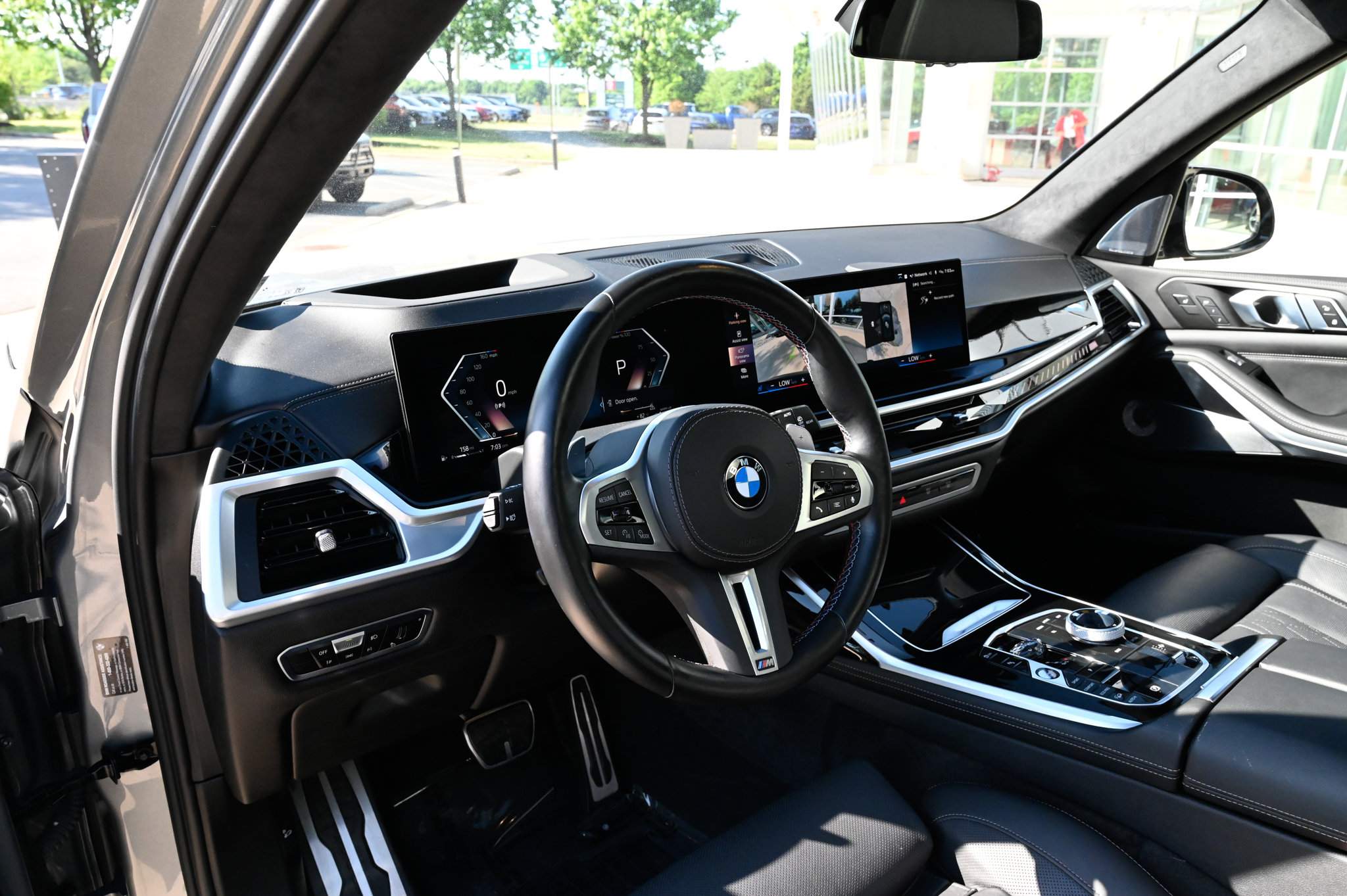 Used 2023 BMW X7 M60i w/ Executive Package AWD/4WD image 15